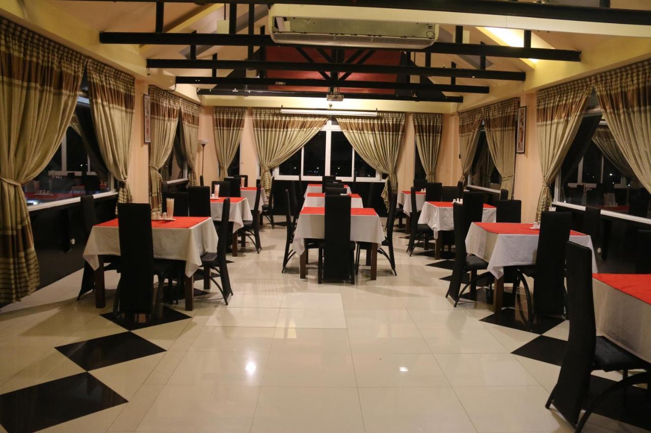 Golden Guest Hotel Тавой Экстерьер фото